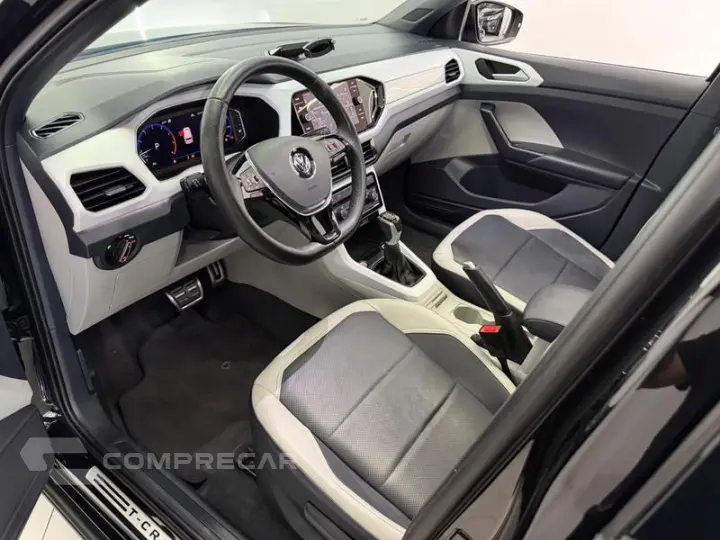 T CROSS HL TSI AE