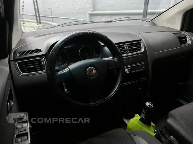 FOX - 1.6 MI PRIME 8V 4P MANUAL