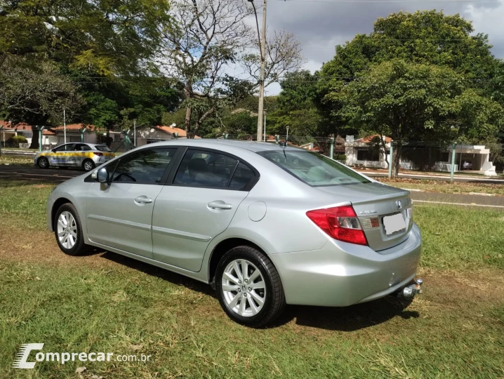 CIVIC 2.0 LXR 16V