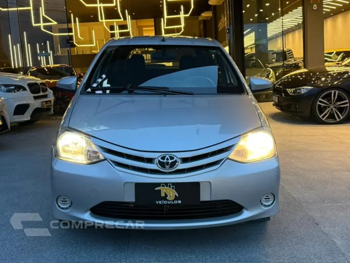 ETIOS 1.3 XS 16V FLEX 4P MANUAL