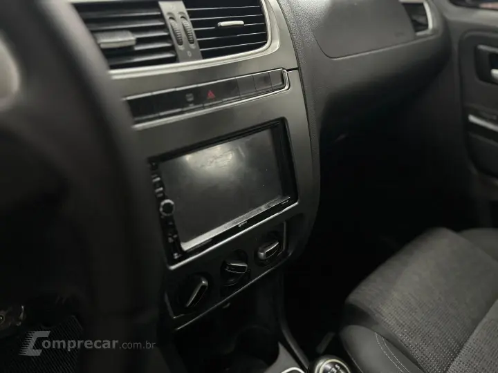 FOX 1.0 MI 8V FLEX 4P MANUAL