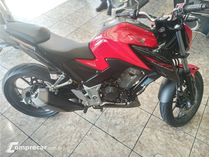 CB300F TWISTER