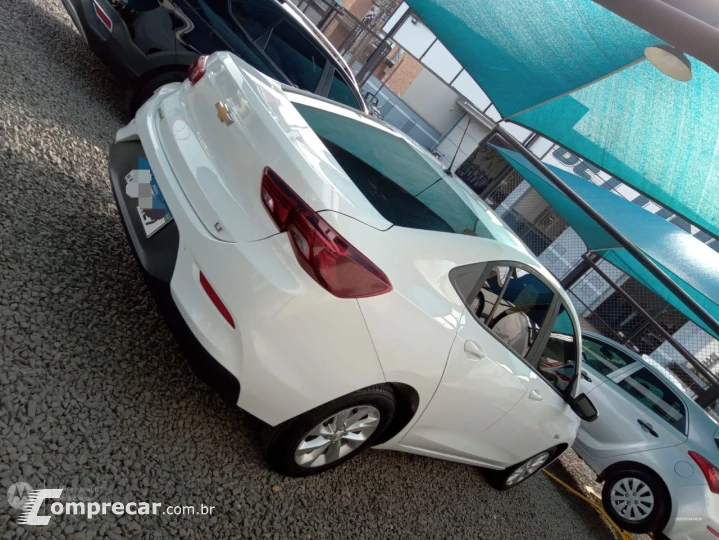 Onix Sedan 1.0 4P FLEX LT PLUS TURBO