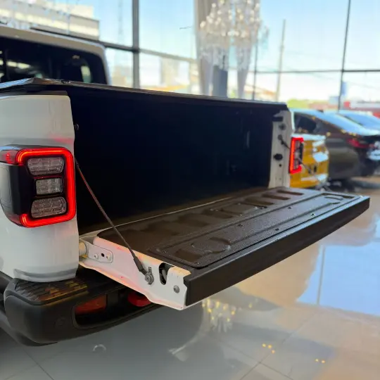 GLADIATOR 3.6 V6 Rubicon 4X4 AT8