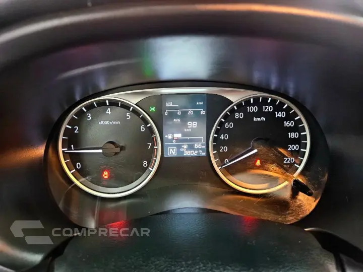 KICKS Active S 1.6 16V Flex Aut.