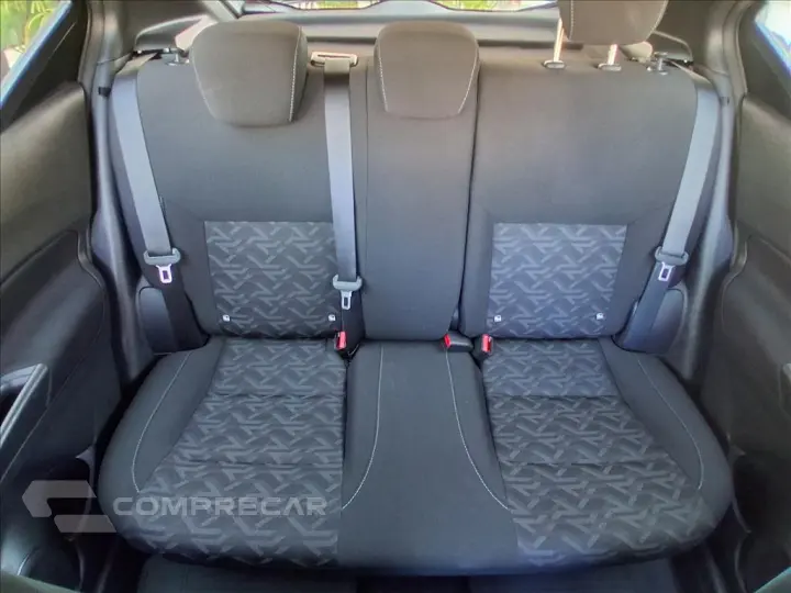 KICKS PLAY 1.6 16V FLEXSTART SENSE XTRONIC