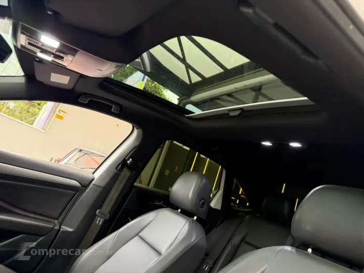 JETTA 1.4 250 TSI TOTAL FLEX R-LINE TIPTRONIC