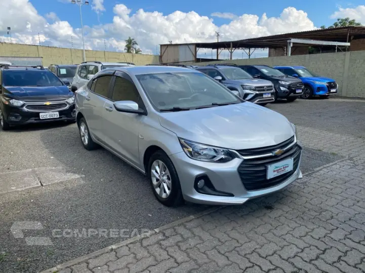 ONIX 1.0 Turbo Plus LT