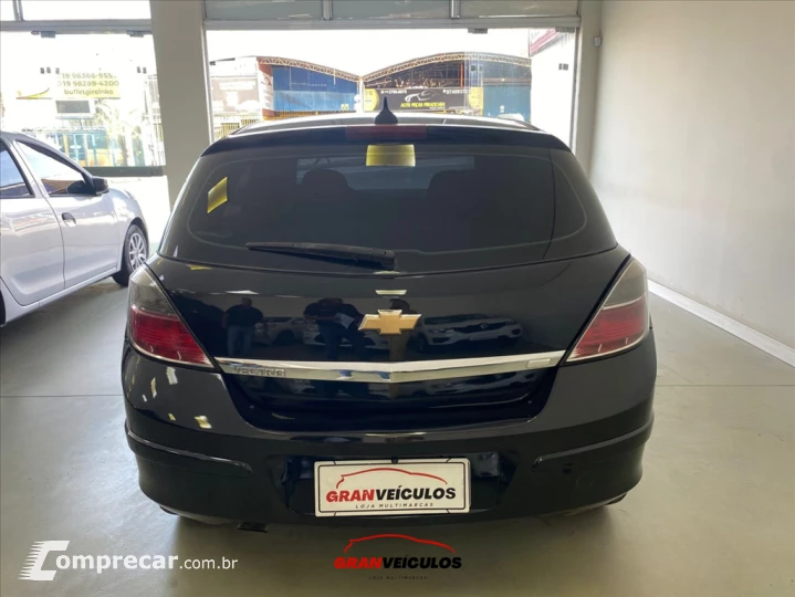VECTRA 2.0 MPFI GT HATCH 8V FLEX 4P MANUAL