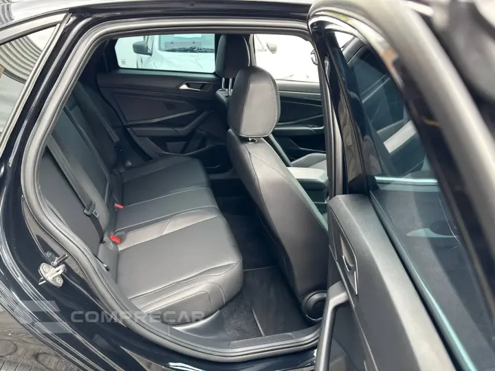 JETTA R-Line 250 TSI 1.4 Flex 16V Aut.