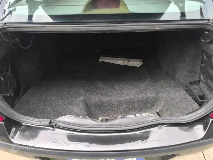 Clio Sed. Privilège Hi-Flex 1.6 16V 4p