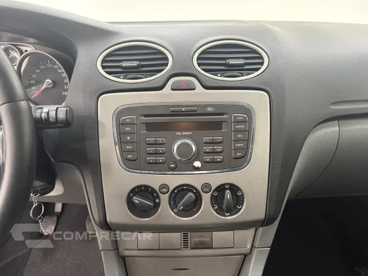 FOCUS 1.6 SE Sedan 16V