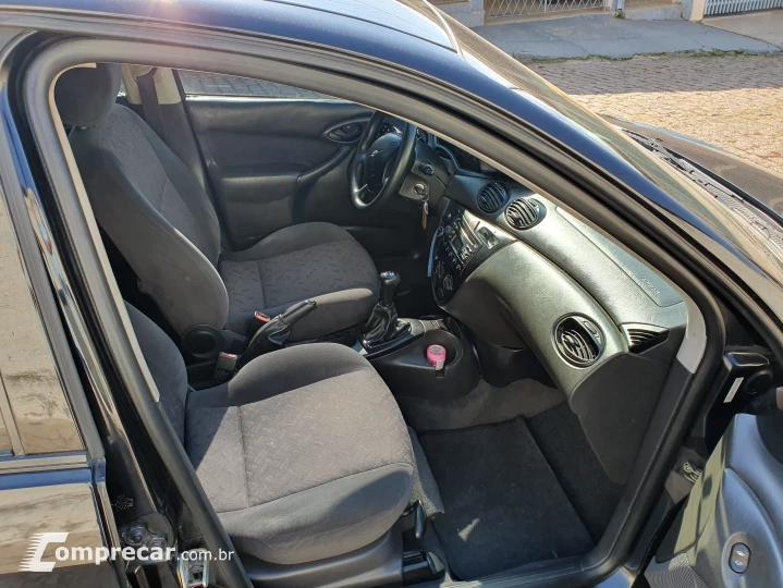 FOCUS 1.8 16V