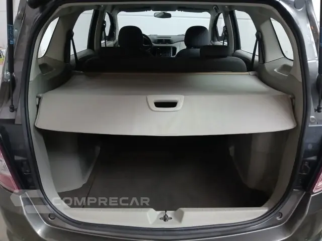 SPIN - 1.8 ADVANTAGE 8V 4P AUTOMÁTICO