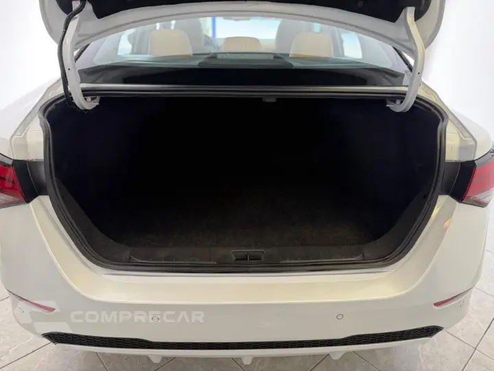Sentra Exclu. Int. Premium 2.0 16V Aut.