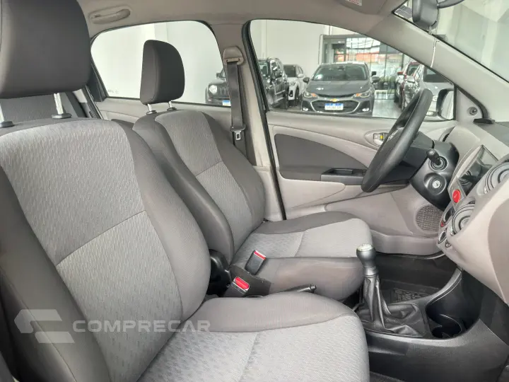 ETIOS 1.5 XLS Sedan 16V
