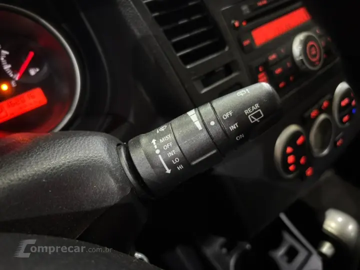 TIIDA 1.8 SL 16V FLEX 4P AUTOMÁTICO