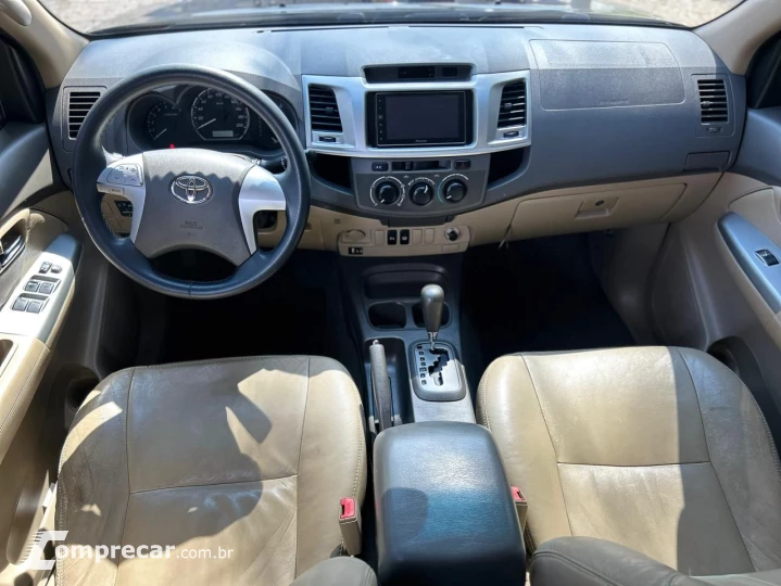 Hilux SW4 SR 4x2 2.7/ 2.7 Flex 16V Aut.