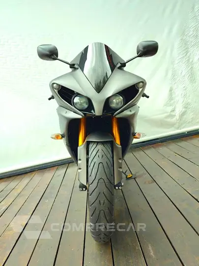 YAMAHA YZF R1