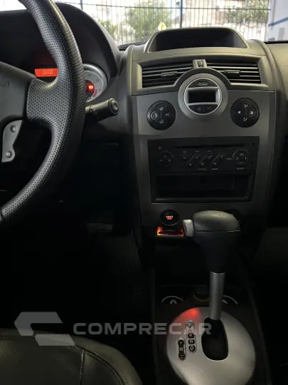 MEGANE 2.0 Dynamique Grand Tour 16V