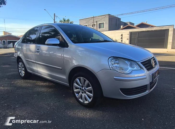 POLO SEDAN 1.6 MI 8V