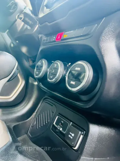 Renegade Longitude 1.8 4x2 Flex 16V Aut.