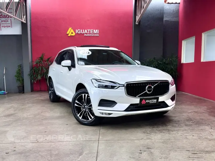 XC60 2.0 D5 DIESEL MOMENTUM AWD GEARTRONIC