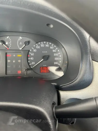 CLIO 1.0 Expression 8V