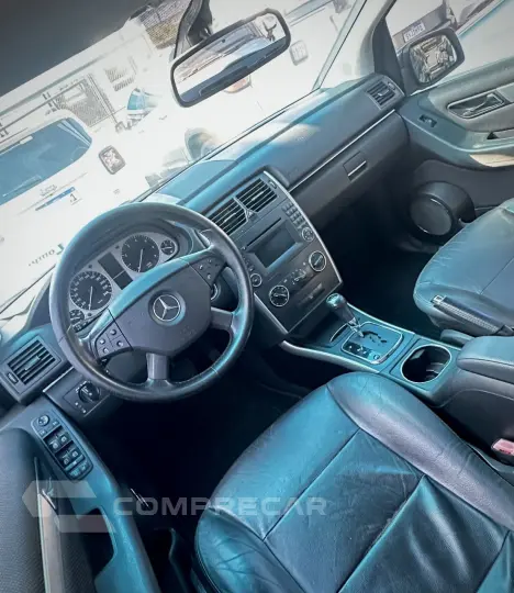 B 180 1.7 4P AUTOMÁTICO