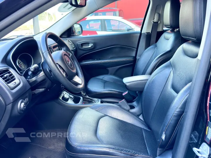 COMPASS 2.0 16V DIESEL LONGITUDE 4X4 AUTOMÁTICO