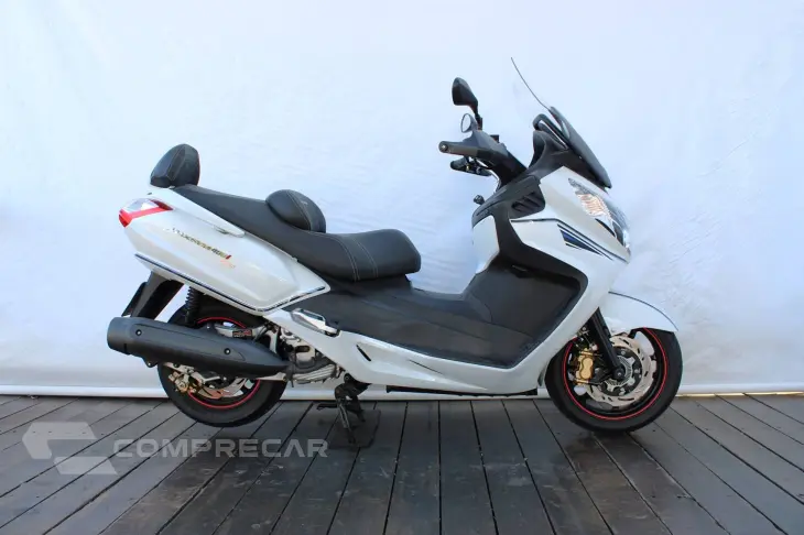 DAFRA MAXSYM 400i