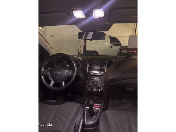 HB20S 1.0 COMFORT STYLE 12V FLEX 4P MANUAL