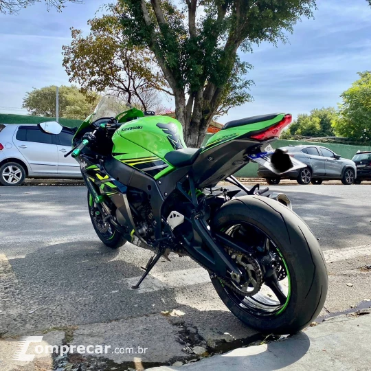 NINJA ZX10R