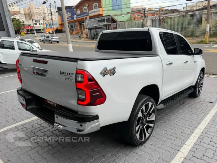 Hilux CD SRX Plus 4x4 2.8 TDI Die. Aut.
