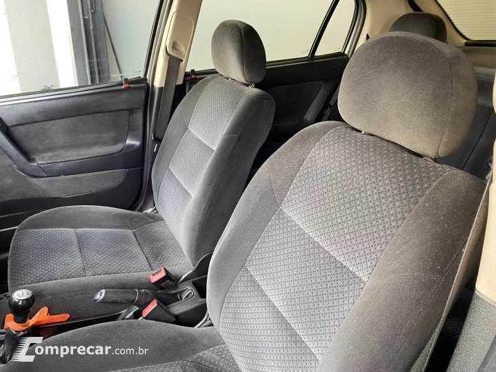 ASTRA 2.0 MPFI Advantage 8V