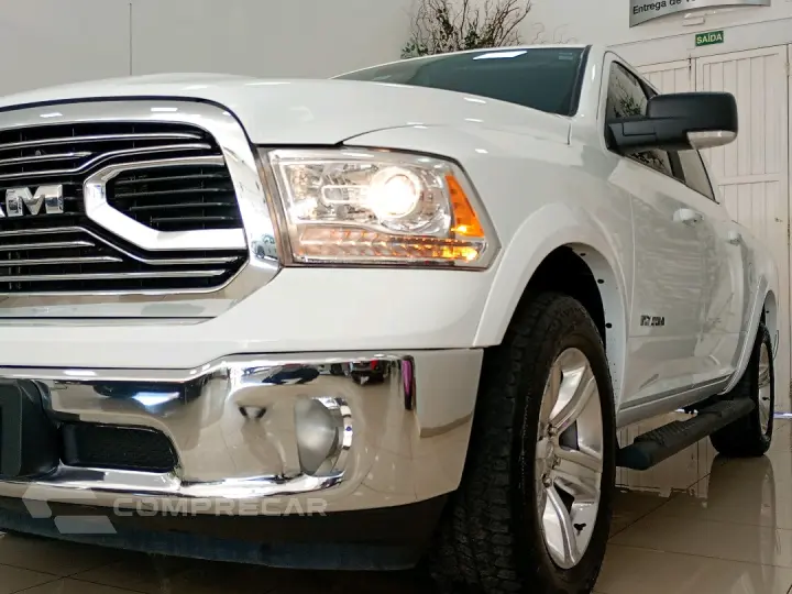 CLASSIC 5.7 V8 GASOLINA LARAMIE CD 4X4 AUTOMÁTICO