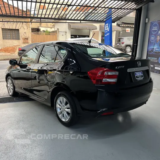CITY Sedan LX 1.5 Flex 16V 4p Aut.