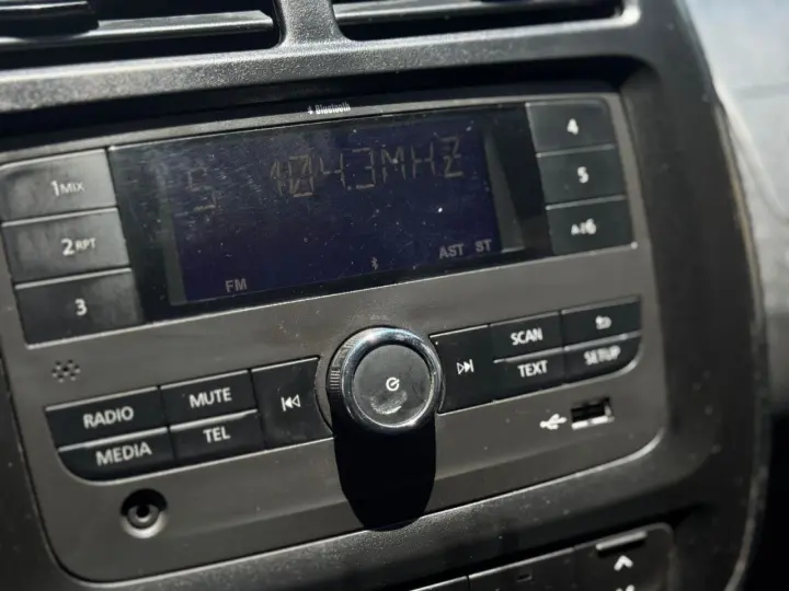 KWID Zen 1.0 Flex 12V 5p Mec.