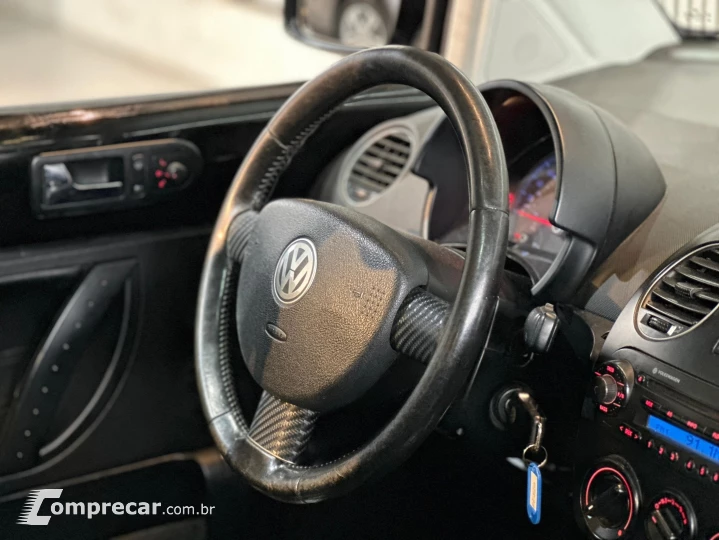 NEW BEETLE 2.0 MI 8V GASOLINA 2P TIPTRONIC