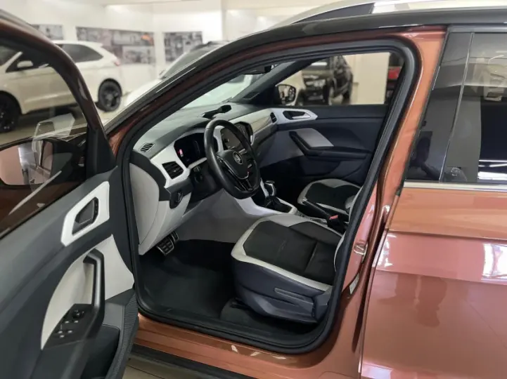 TAOS 1.4 250 TSI Highline