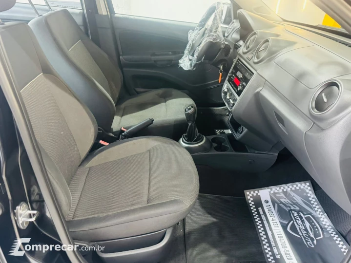 VOYAGE 1.0 12V MPI Totalflex
