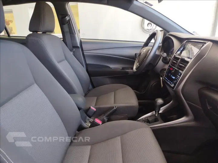 YARIS 1.5 16V XL