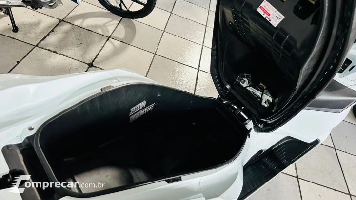 PCX 160C