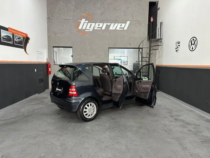 A 190 1.9 Elegance 8V Gasolina 4P Automático