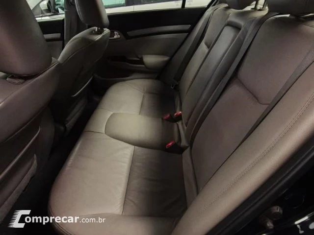 CIVIC - 1.8 EXS 16V 4P AUTOMÁTICO