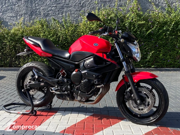 XJ6 N