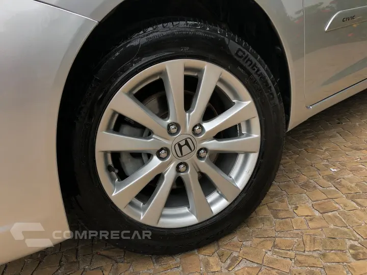 Civic 1.8 Lxs 16V Flex 4P Automático