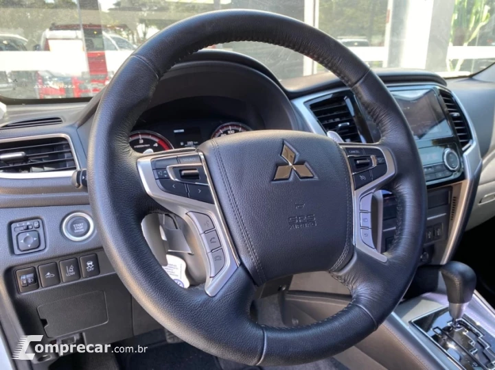 L200 TRITON 2.4 16V Turbo Sport Hpe-s CD 4X4