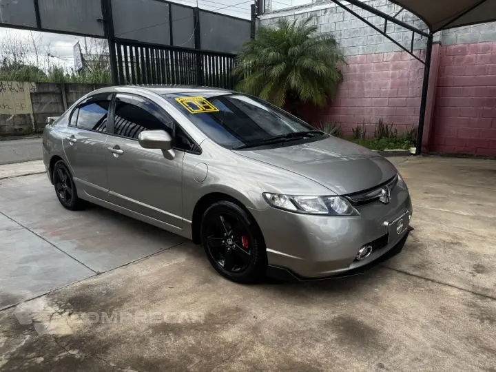 Civic 1.8 16V 4P FLEX LXS