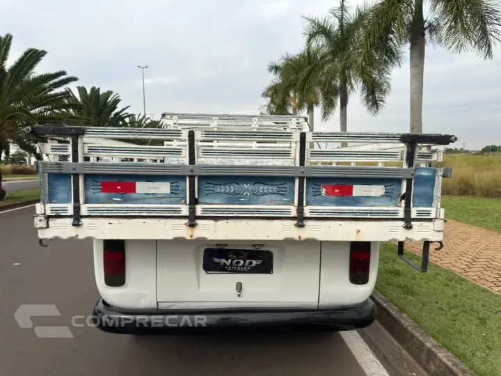 KOMBI 1.6 Pick-up CS 8V